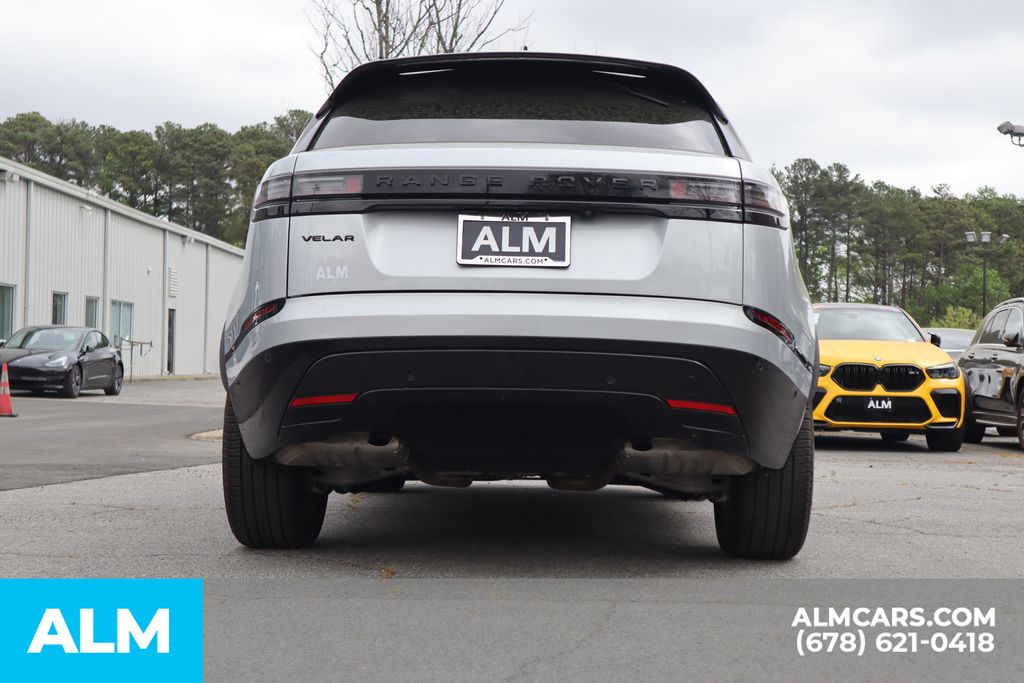 Used 2024 Silver Land Rover Dynamic SE image 6