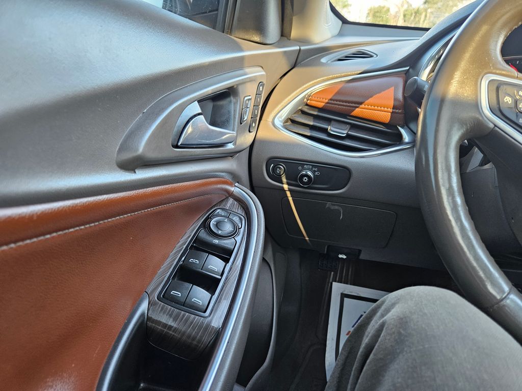 Used 2016 Chevrolet Malibu Sedan