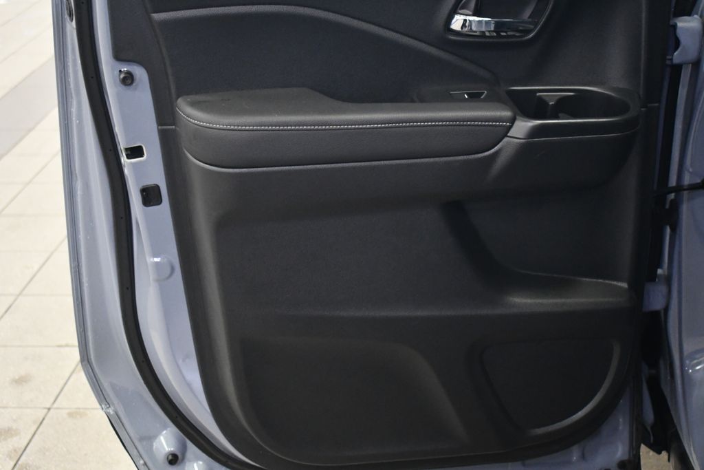 Thumbnail: 2023 Honda Ridgeline - 26