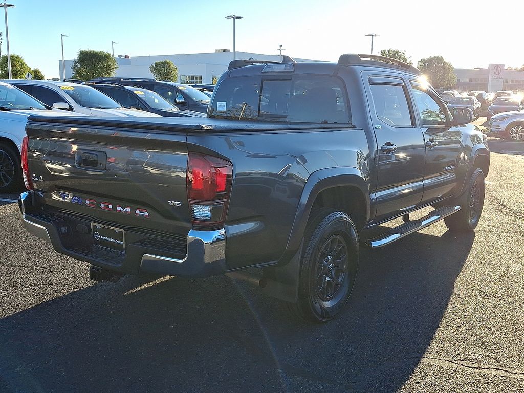 Thumbnail: 2018 Toyota Tacoma - 6