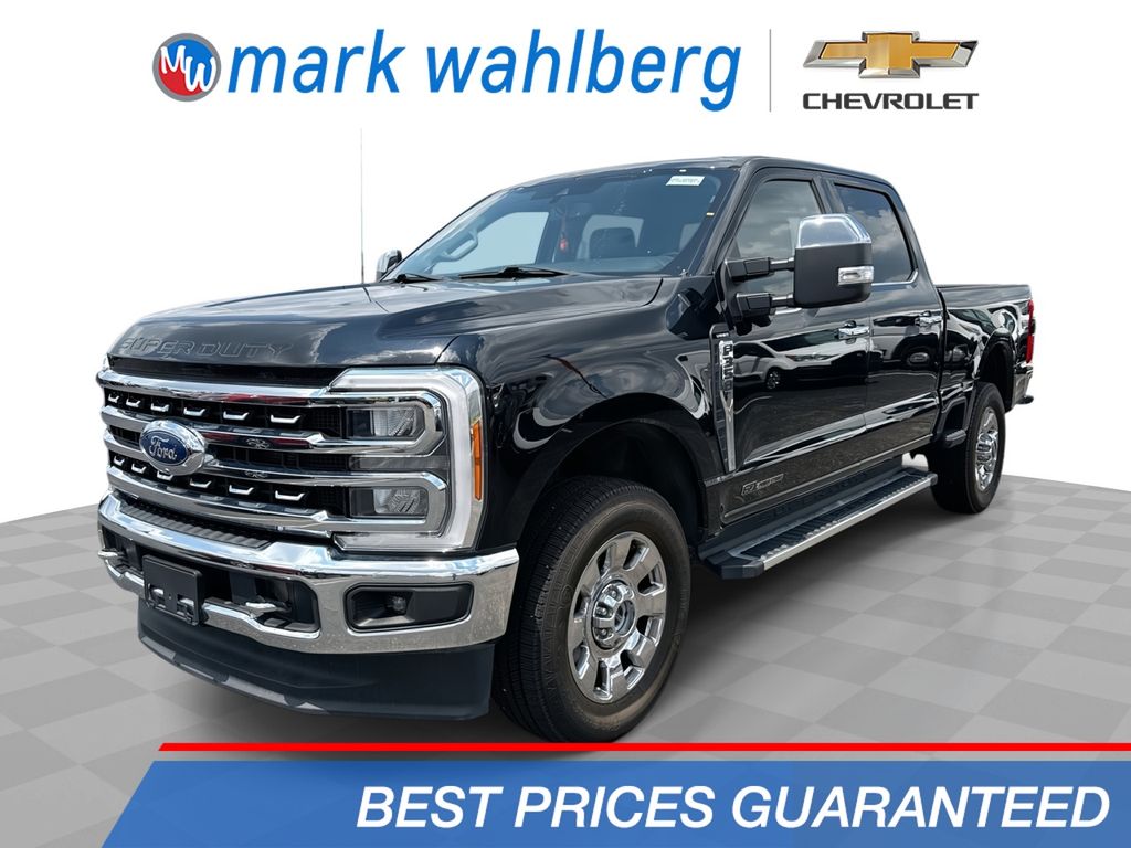  2023 Ford F-350 Super Duty Lariat Crew Cab 4WD   