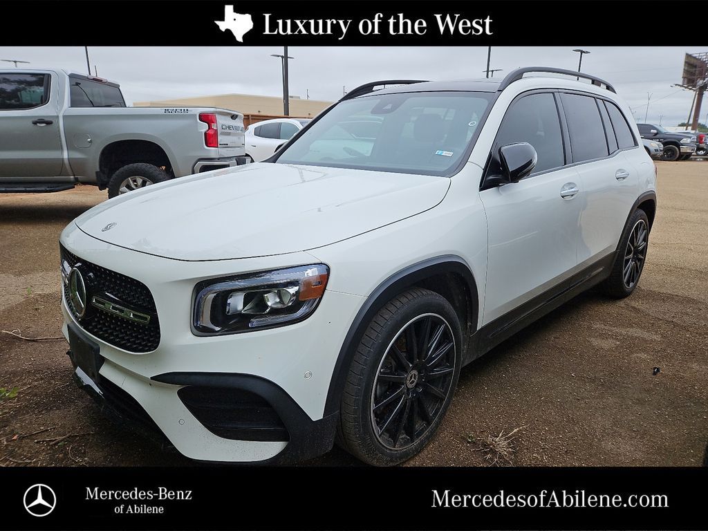 White 2022 Mercedes-Benz GLB 250 FWD SUV / Crossover Front-Wheel Drive 8-Speed Automatic