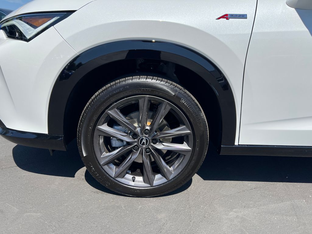 Thumbnail: 2025 Acura ADX - 5