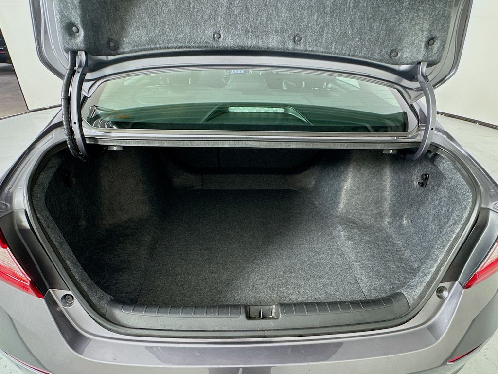 Used Car 2021 Honda Accord Hybrid  Ex-l For Sale Under $30,000 In Austin, Texas