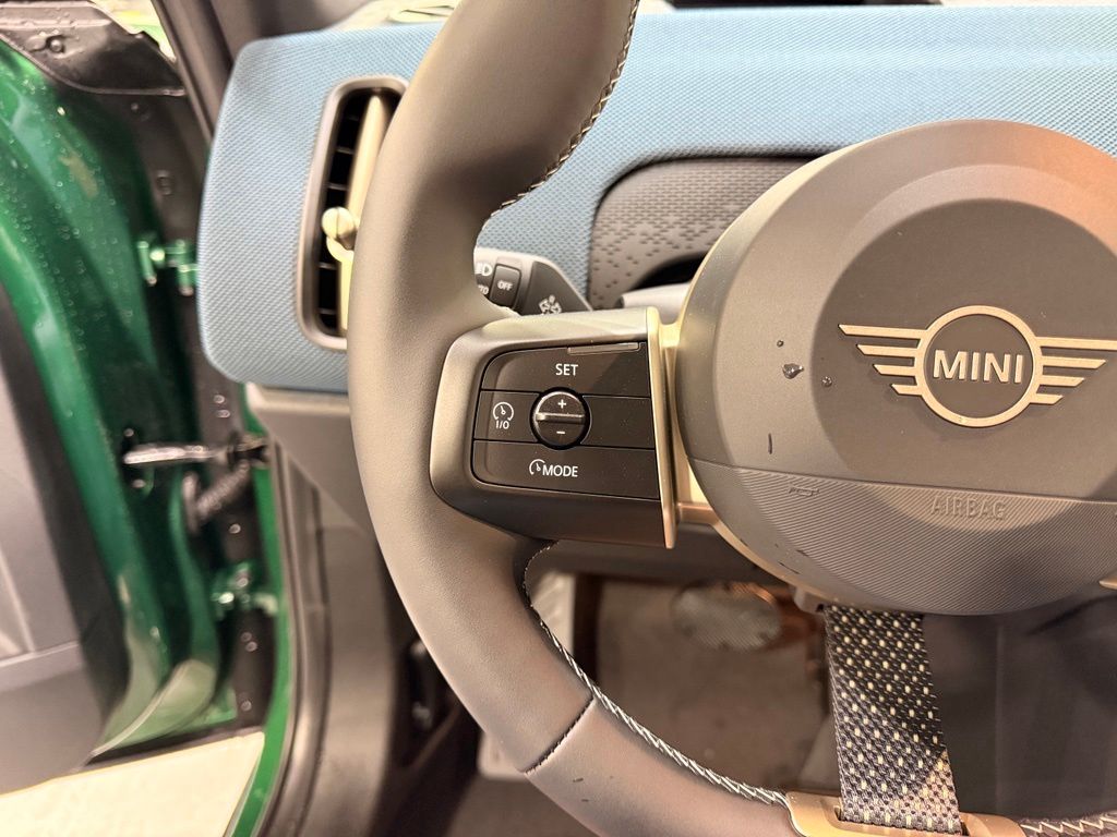 Thumbnail: 2027 MINI Cooper Countryman - 13