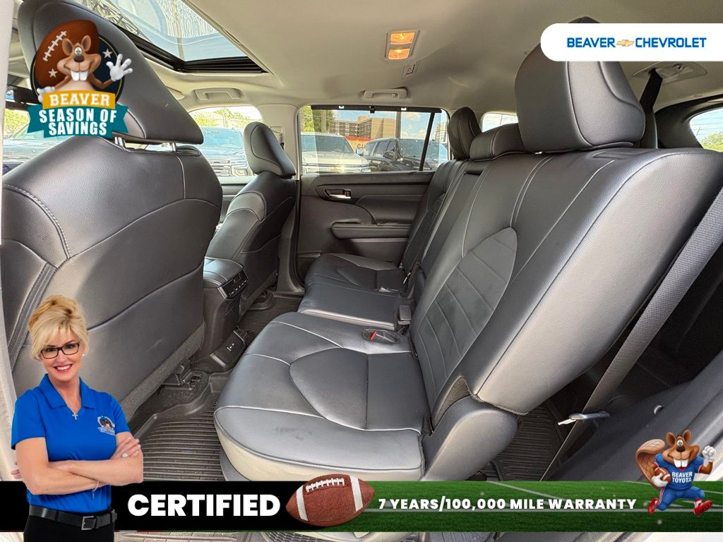 Used 2025 Toyota Highlander Hybrid SUV
