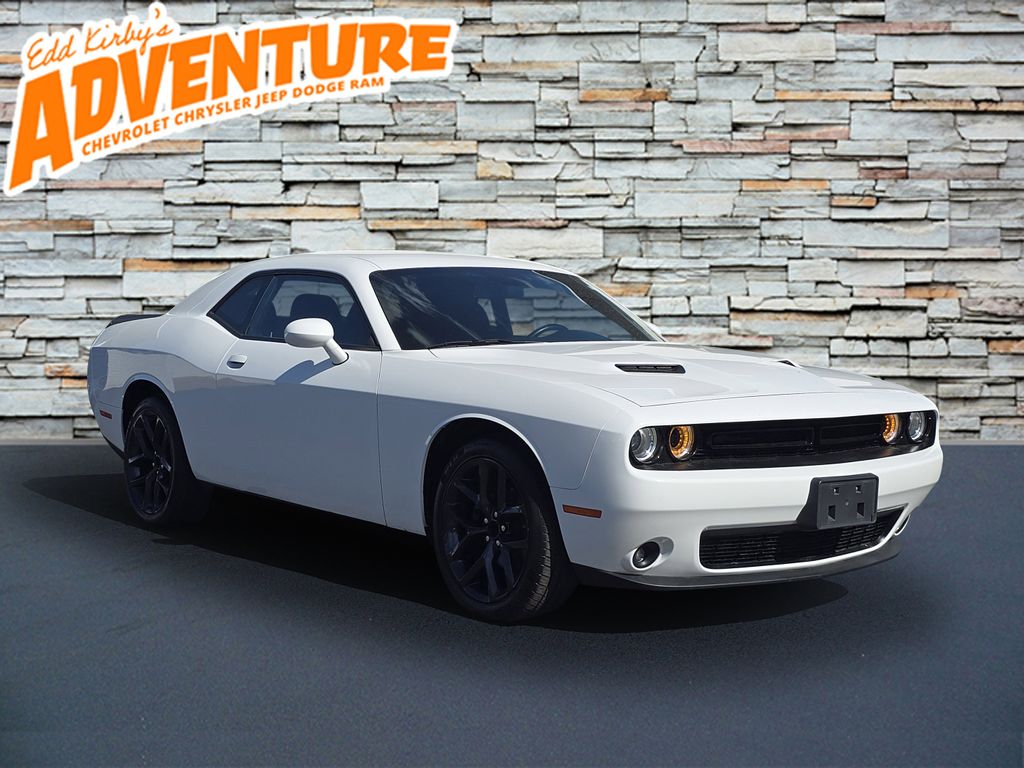 2022 Dodge Challenger SXT