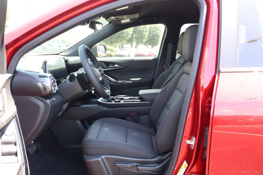 Thumbnail: 2026 Chevrolet Equinox - 14