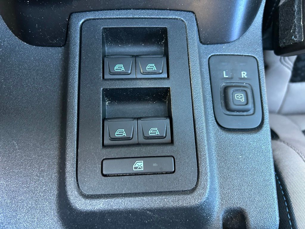 Thumbnail: 2022 Ford Bronco - 26