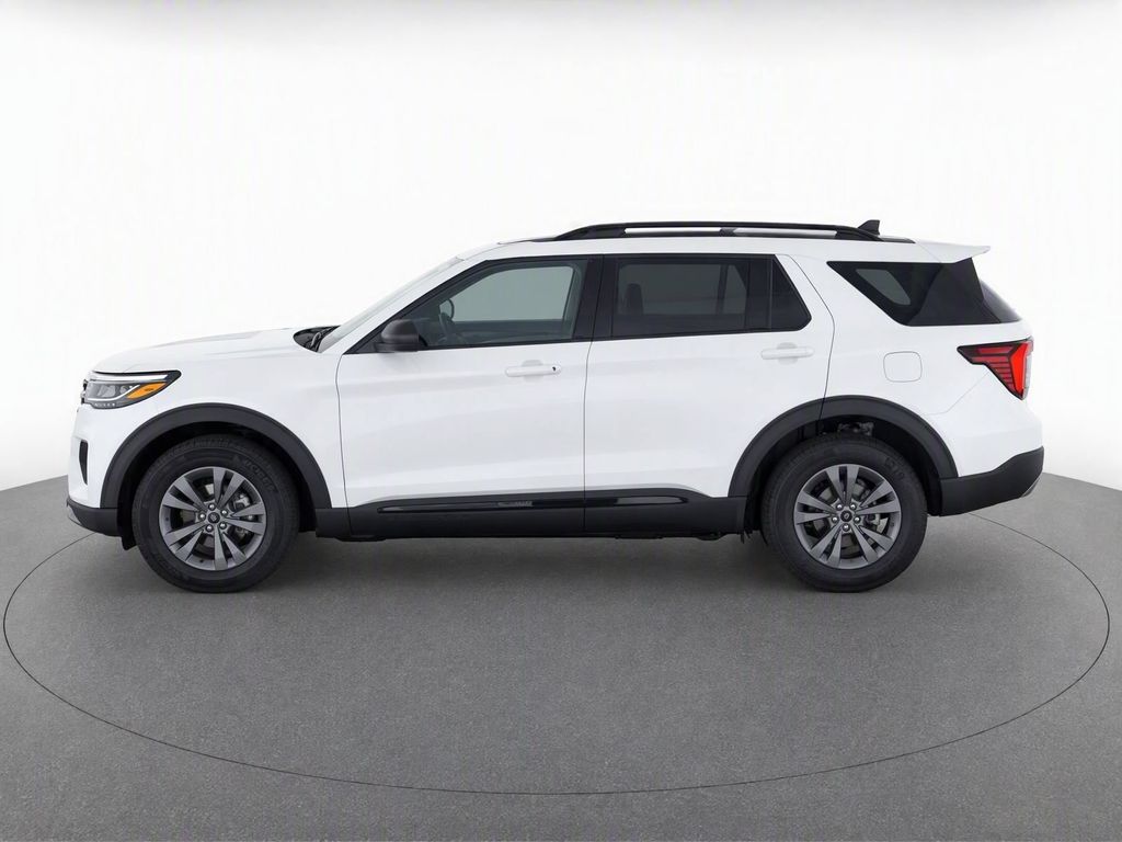 New 2026 Star White Metallic Tri-Coat Ford Active image 7