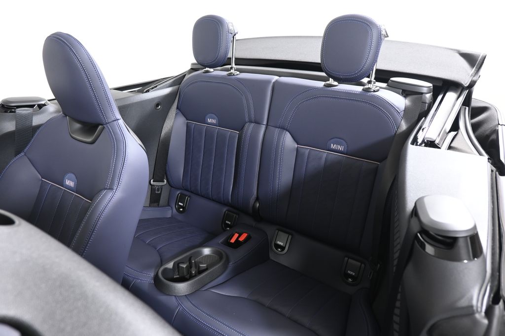 Thumbnail: 2026 MINI Cooper - 30