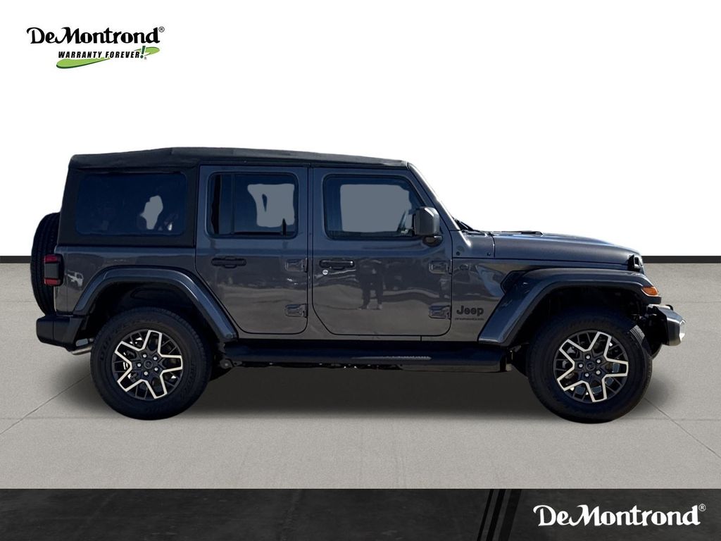 2026 Jeep Wrangler Sahara - 3