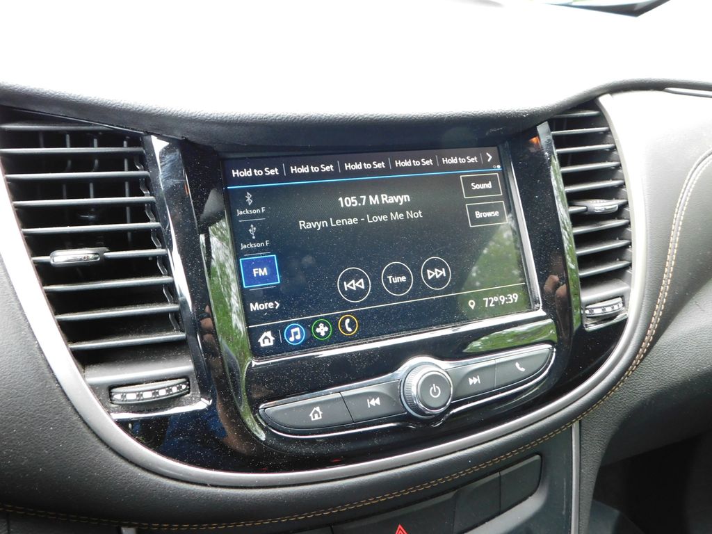 Thumbnail: 2019 Chevrolet Trax - 9