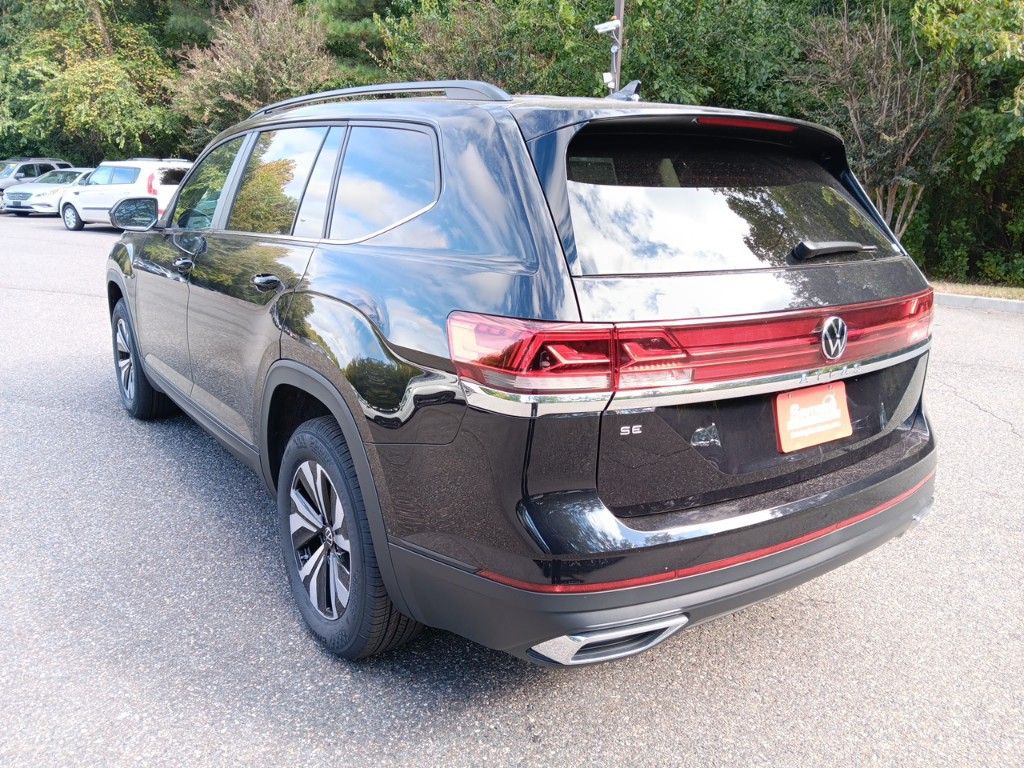 2025 Volkswagen Atlas 2.0T SE 3