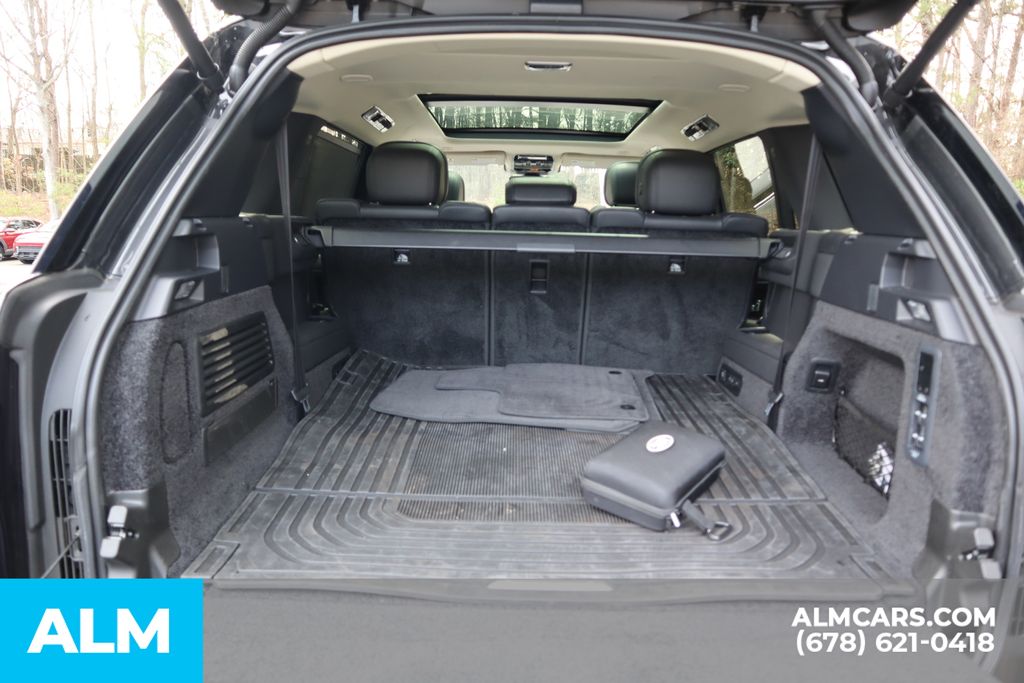 Used 2025 Gray Land Rover SE image 23