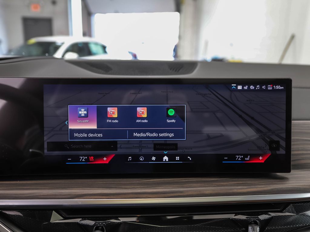 Thumbnail: 2026 BMW X7 - 17