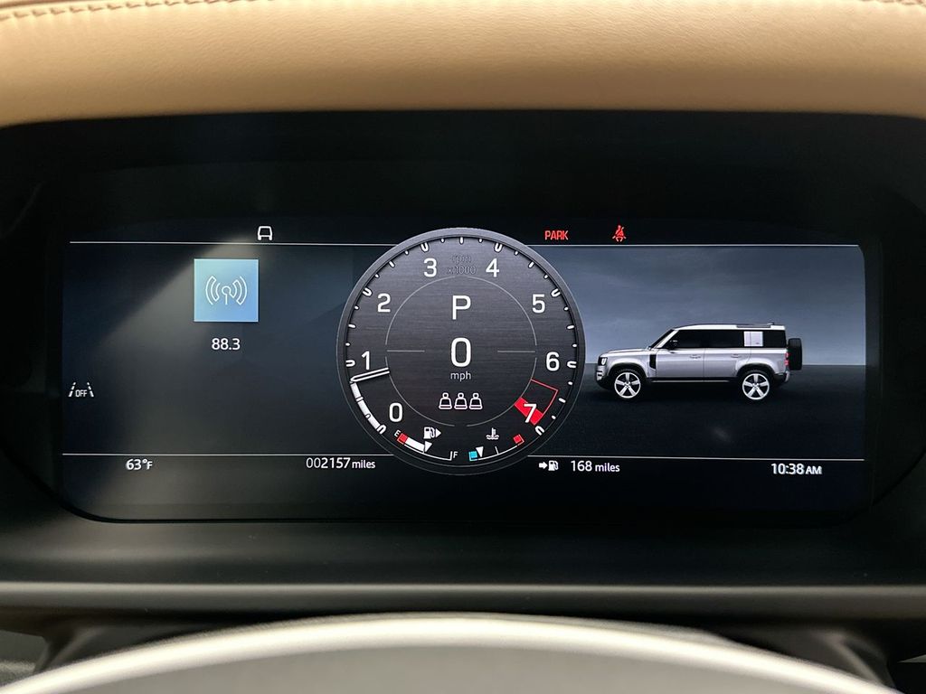 Thumbnail: 2025 Land Rover Defender - 31