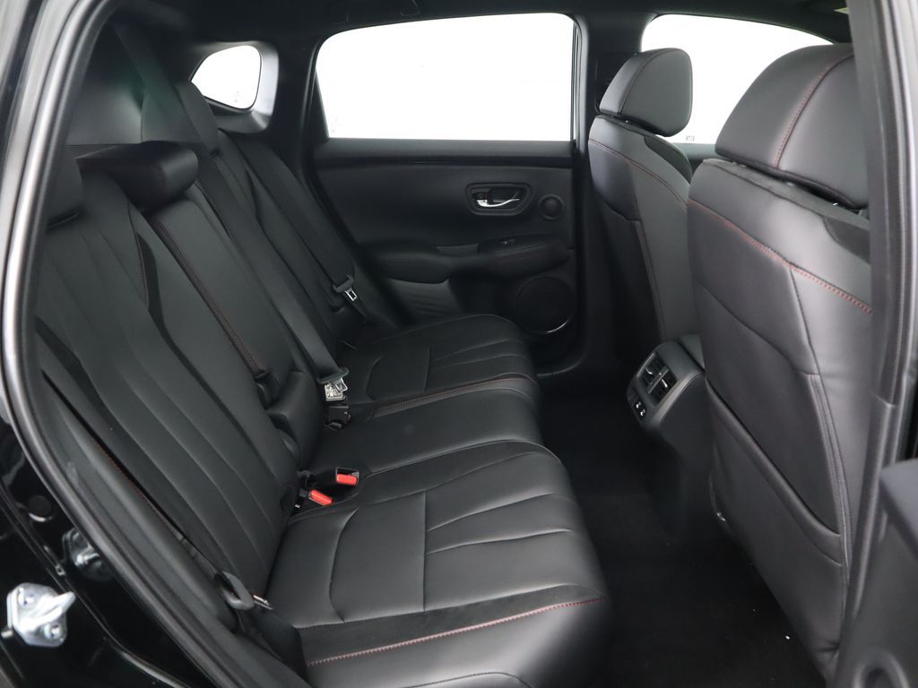 Thumbnail: 2025 Acura ADX - 23