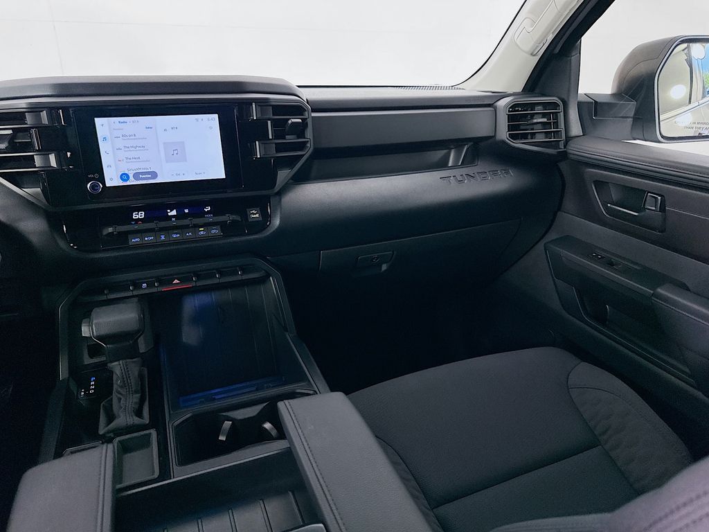 Thumbnail: 2024 Toyota Tundra - 22