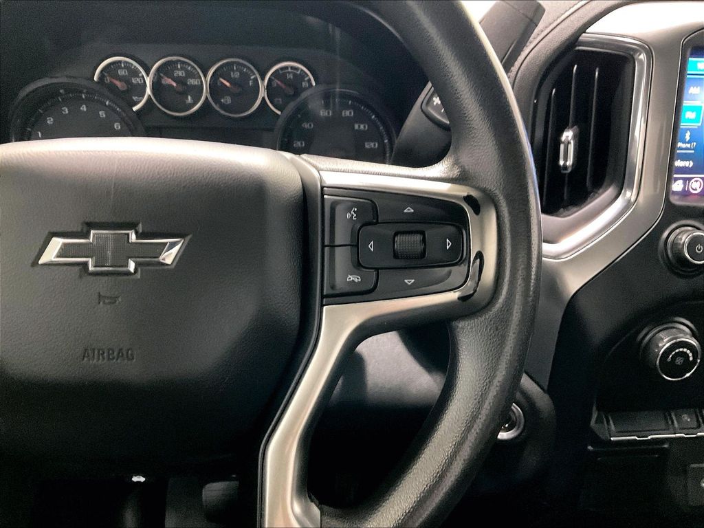2020 Chevrolet Silverado 1500 — photo 23