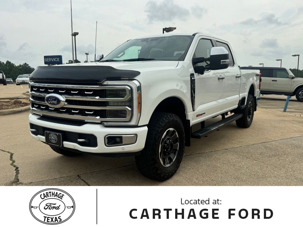 White Metallic 2023 Ford F-250 Super Duty Platinum Crew Cab 4WD Pickup Truck Four-Wheel Drive Automatic
