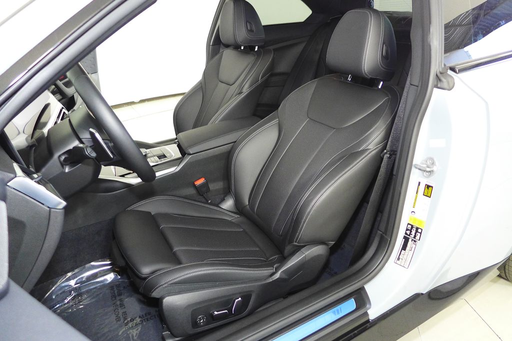 Thumbnail: 2024 BMW 2 Series - 23