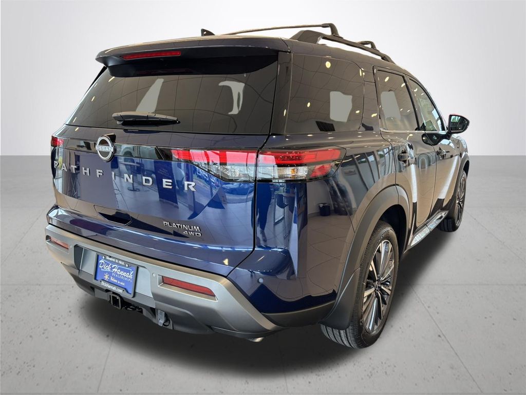 2026 Nissan Pathfinder Platinum