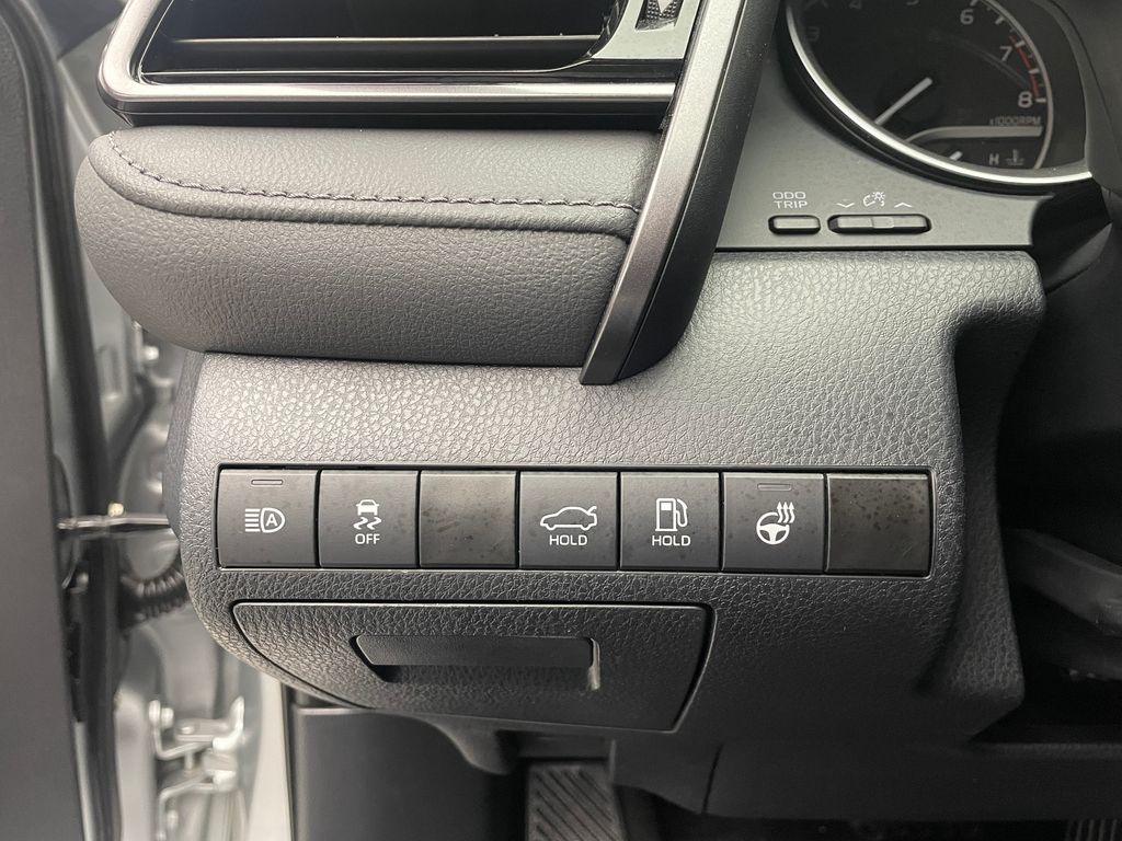 Thumbnail: 2024 Toyota Camry - 20