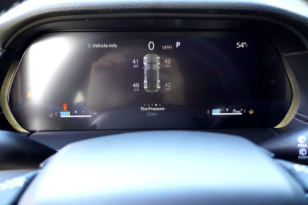 New Car 2025 Jeep Grand Cherokee  Laredo For Sale Under $35,000 In Taylor, Texas