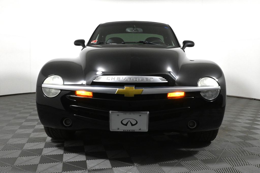 2004 Chevrolet SSR  10