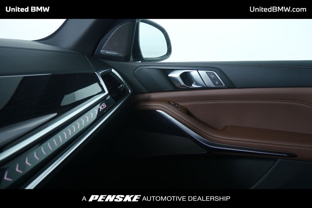Thumbnail: 2026 BMW X5 - 23