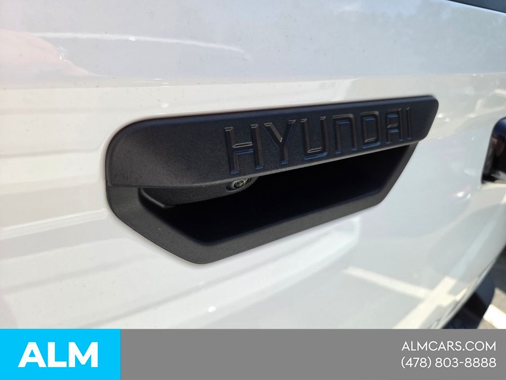 Used 2026 White Hyundai SEL image 12
