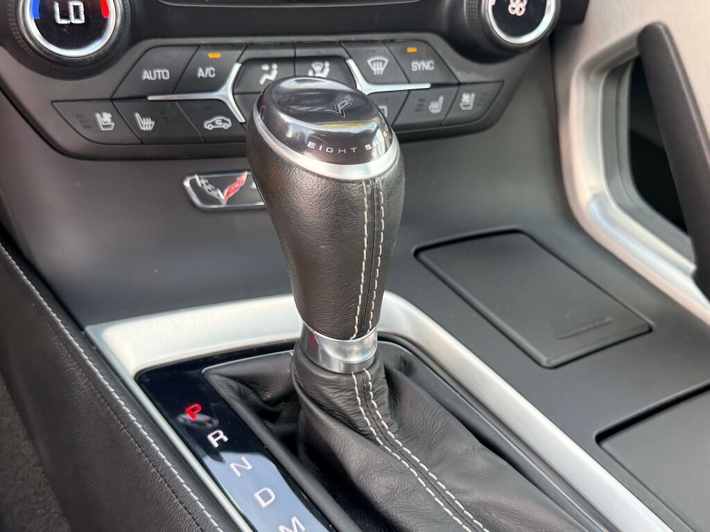 Thumbnail: 2015 Chevrolet Corvette - 22