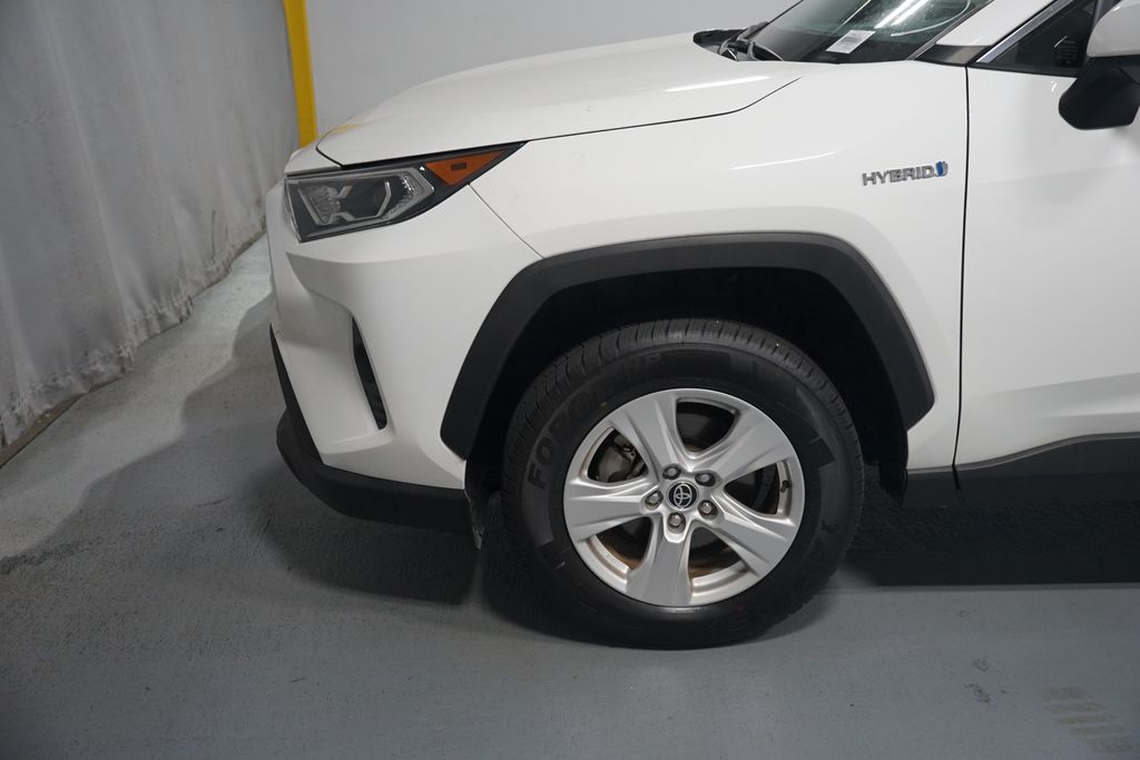 Thumbnail: 2021 Toyota RAV4 - 5