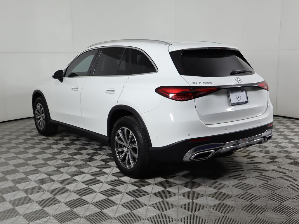 Thumbnail: 2024 Mercedes-Benz GLC - 7