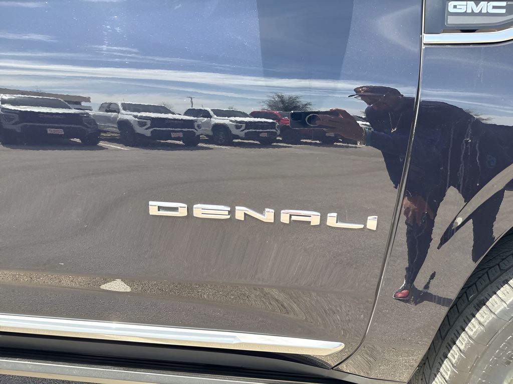 Used Car 2022 Gmc Yukon Xl  Denali For Sale Under $60,000 In Austin, Texas