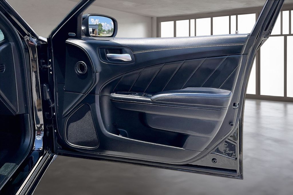 Used 2019 Dodge Charger Sedan