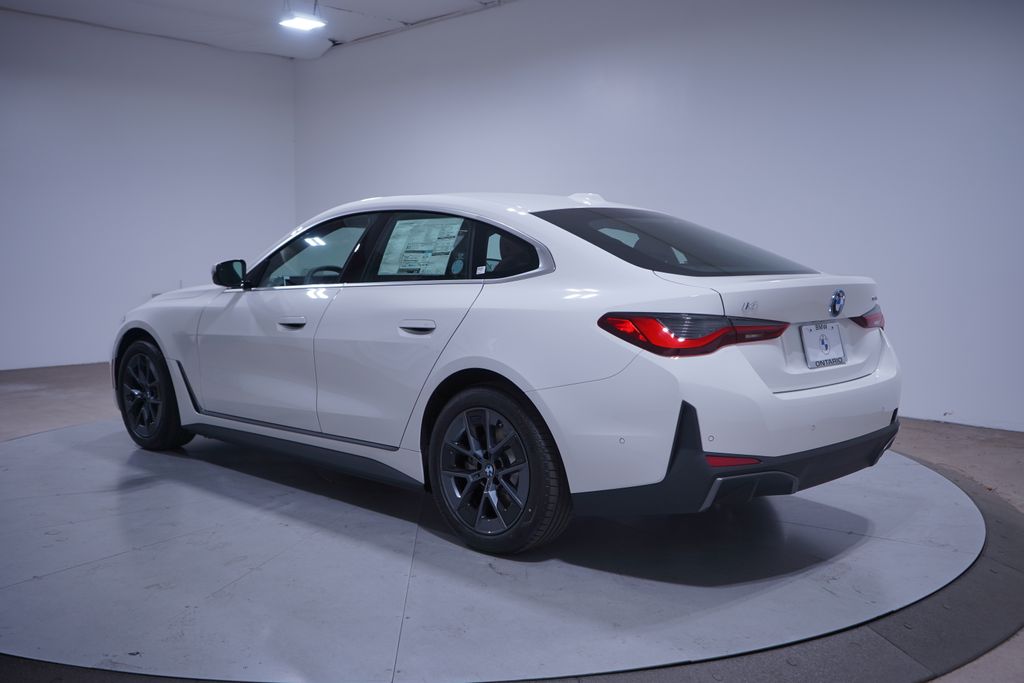 Thumbnail: 2025 BMW i4 - 3