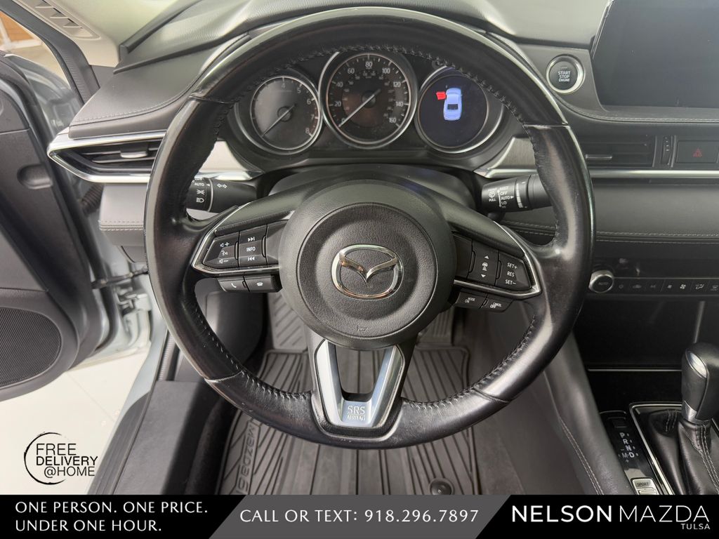Used 2018 Silver Mazda Touring image 25