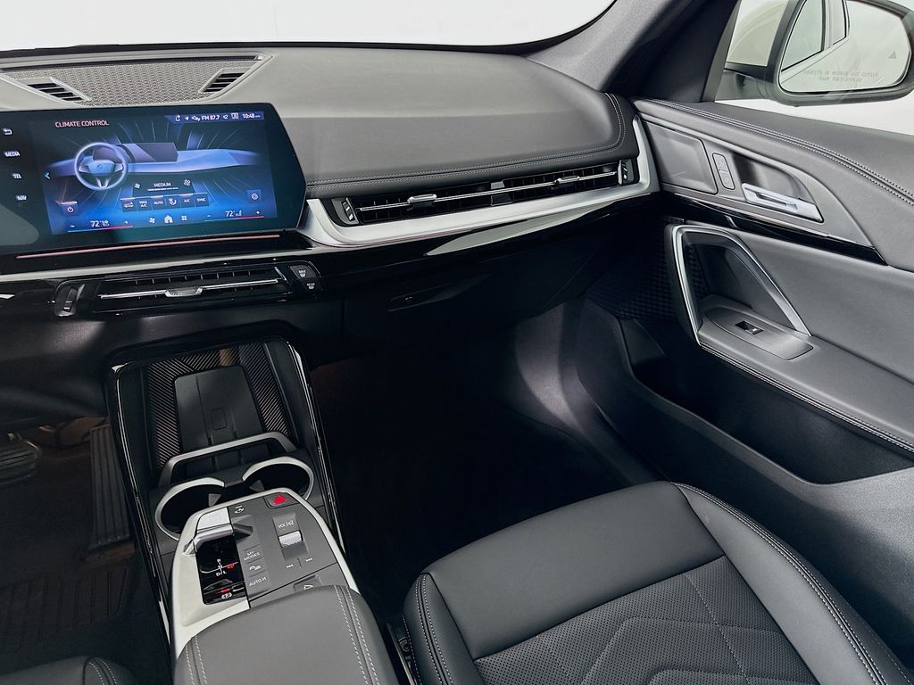 Thumbnail: 2025 BMW X1 - 23