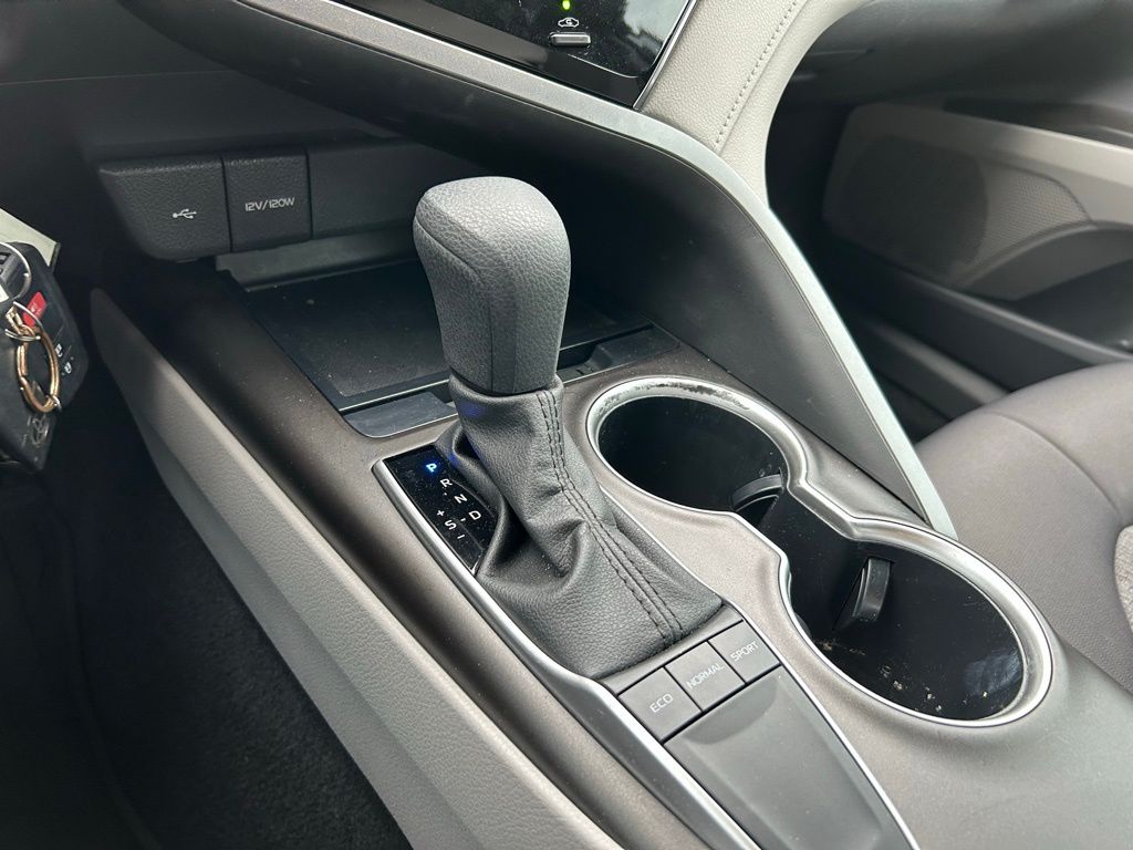 2023 Toyota Camry LE 27