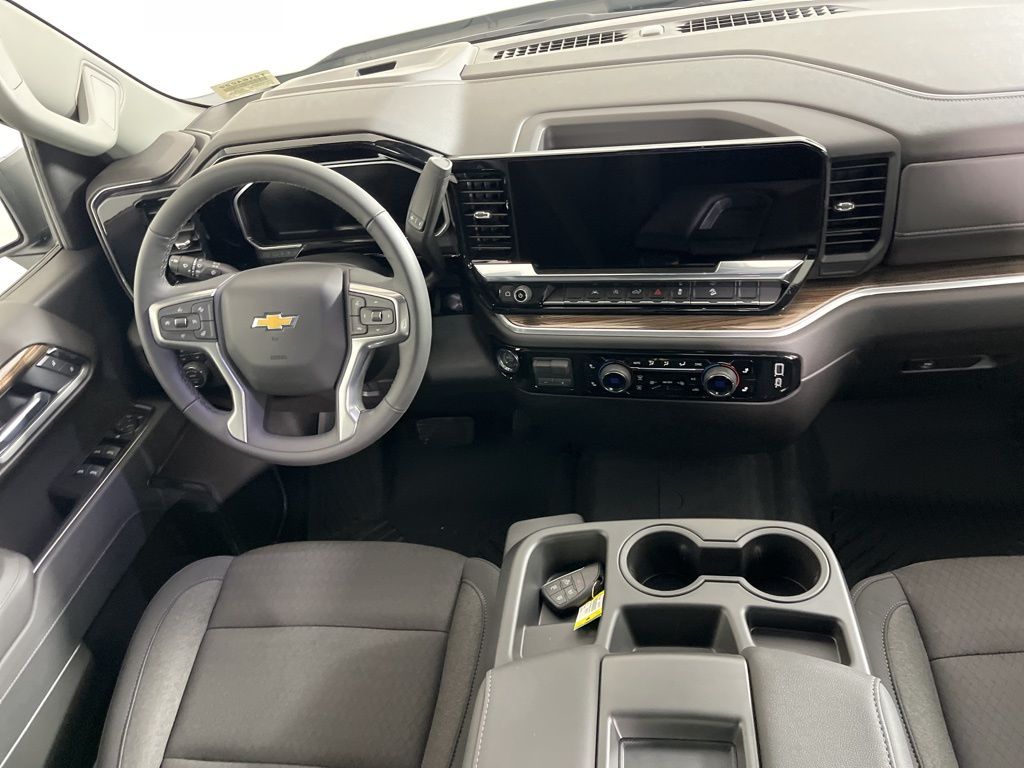 Thumbnail: 2026 Chevrolet Silverado 1500 - 14