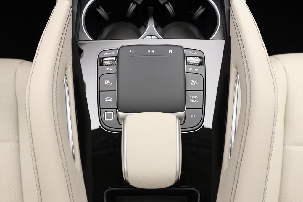 Thumbnail: 2026 Mercedes-Benz GLE - 29
