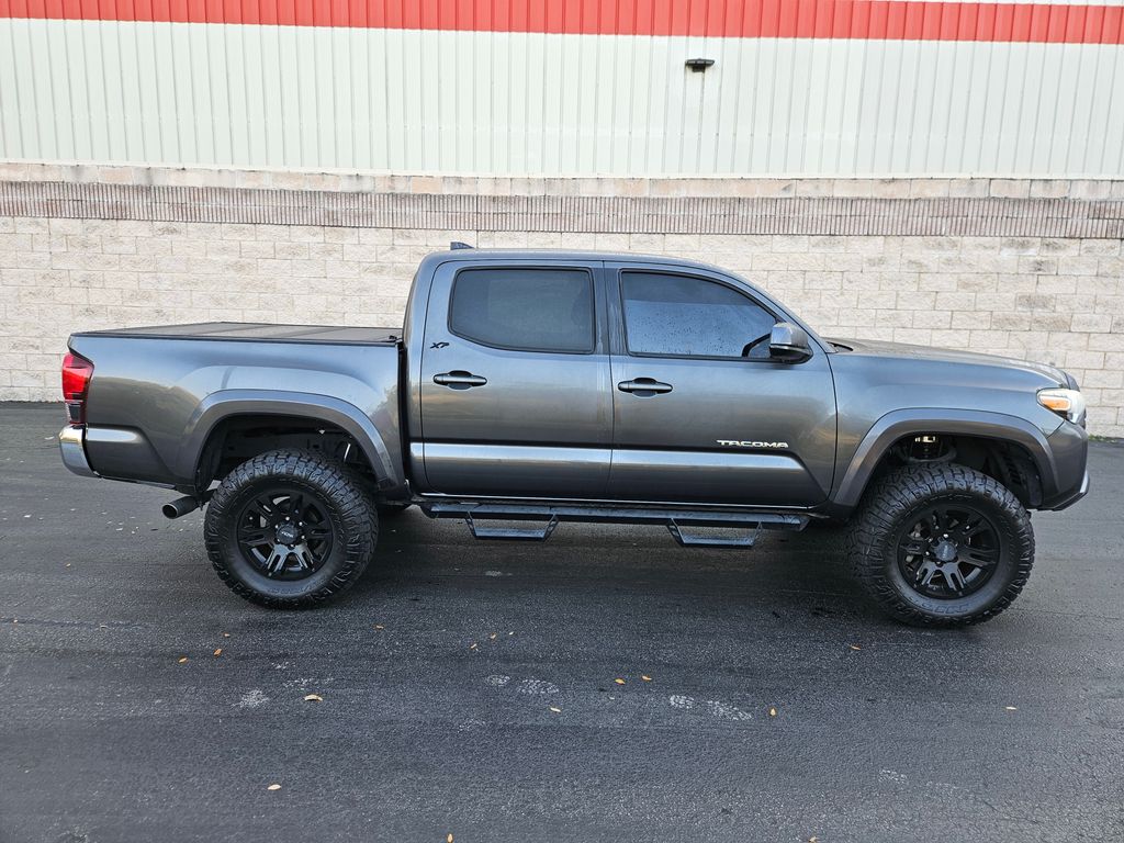 2019 Toyota Tacoma TRD Sport 6