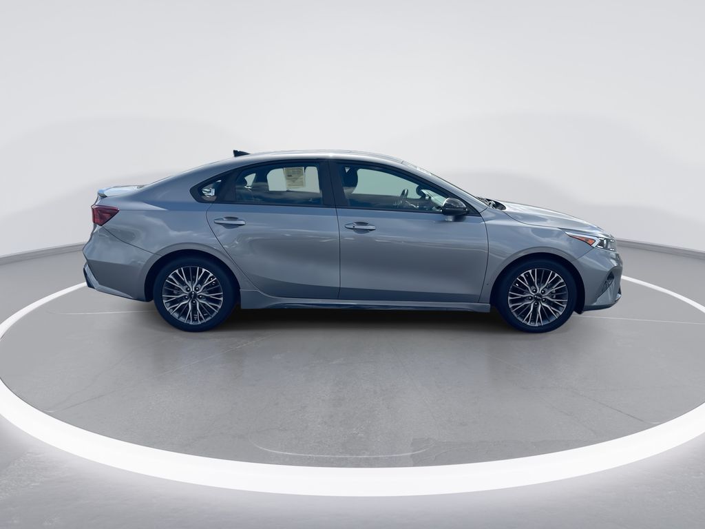 Certified Used 2022 Gray Kia GT-Line image 8