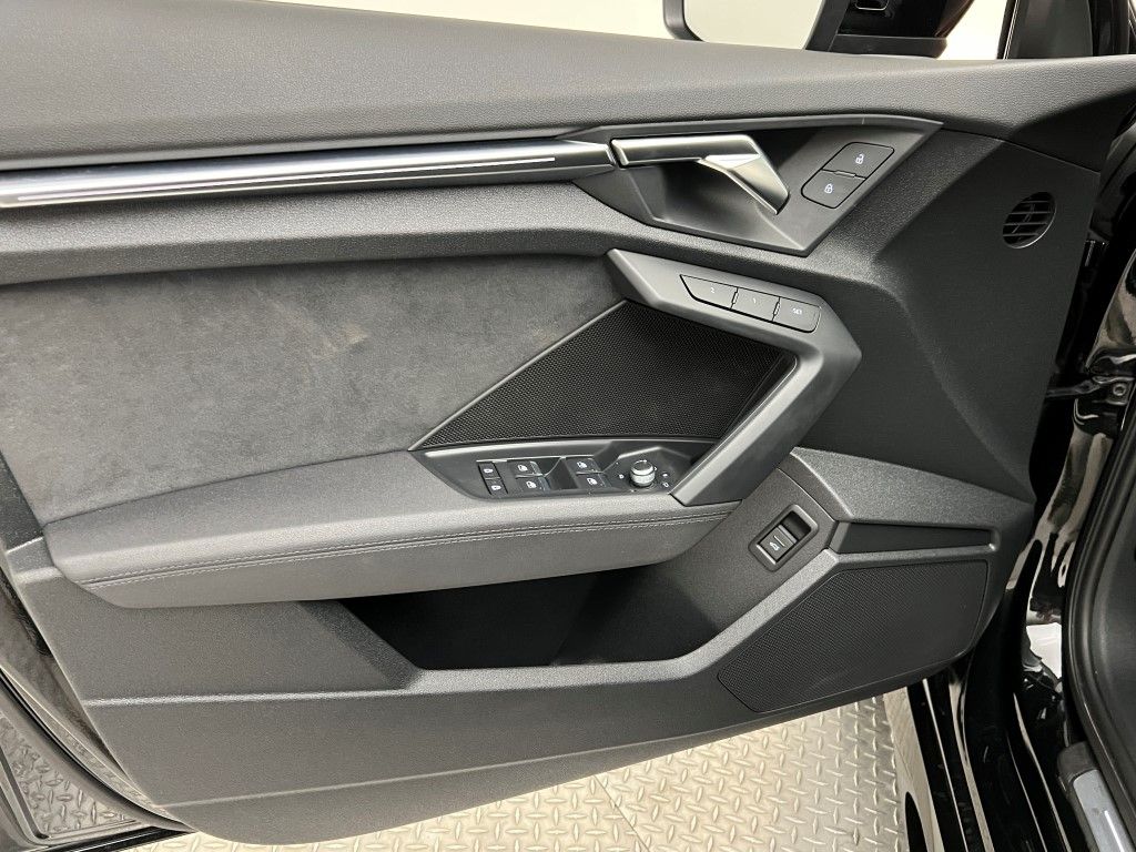 Thumbnail: 2022 Audi RS 3 - 29