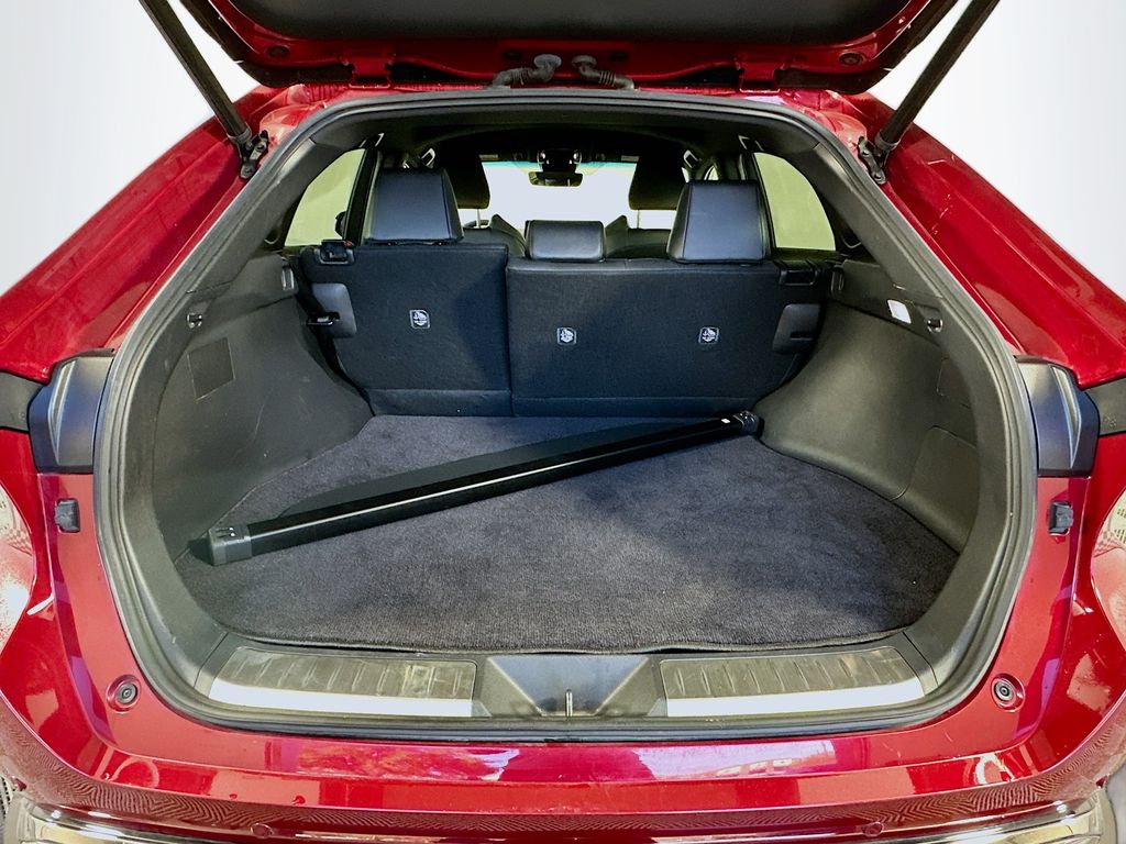 Thumbnail: 2023 Toyota Venza - 26