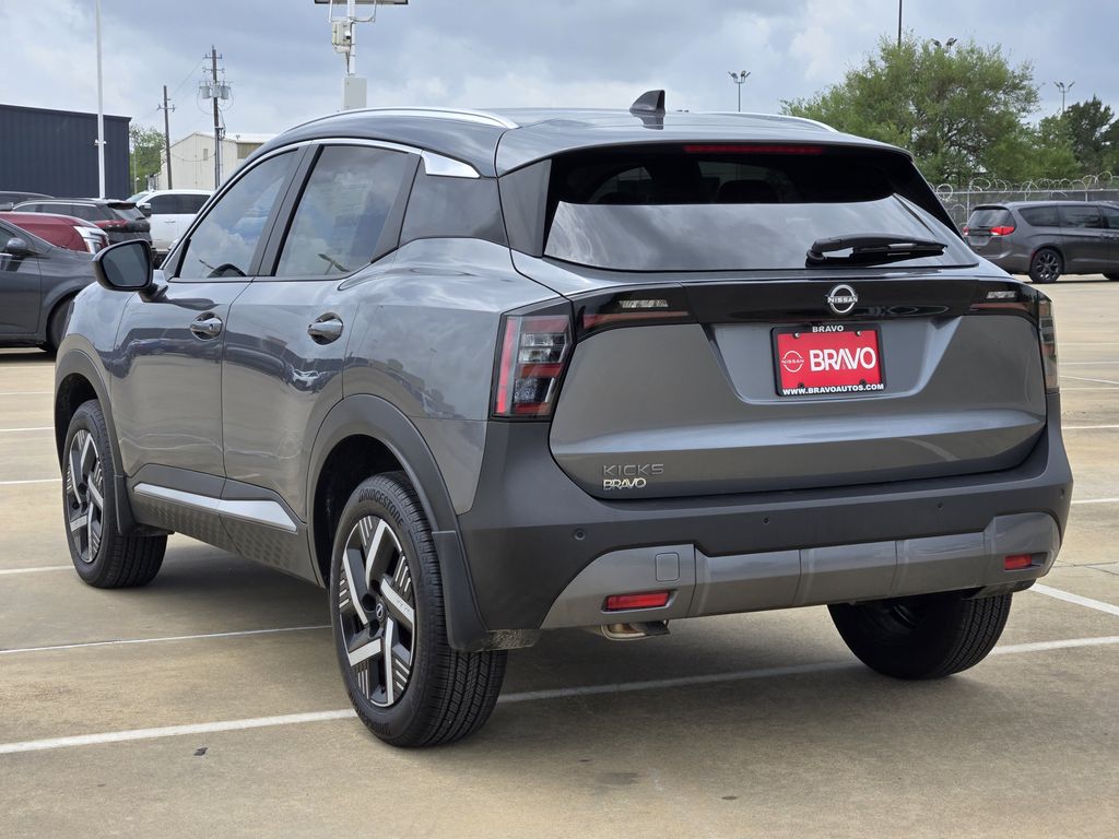 2026 Nissan Kicks SV - 5
