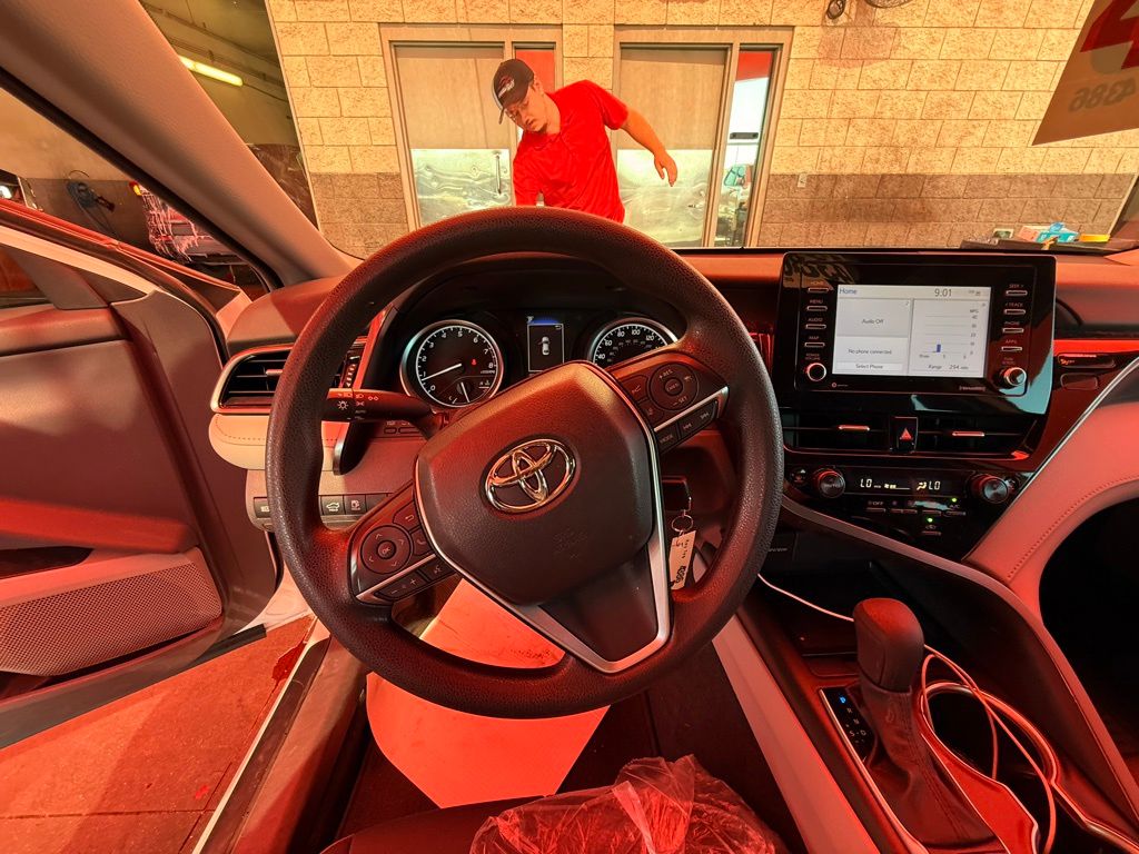 Thumbnail: 2023 Toyota Camry - 9