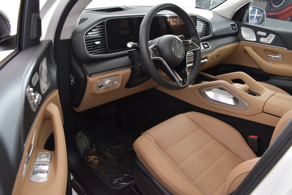 Thumbnail: 2026 Mercedes-Benz GLE - 14